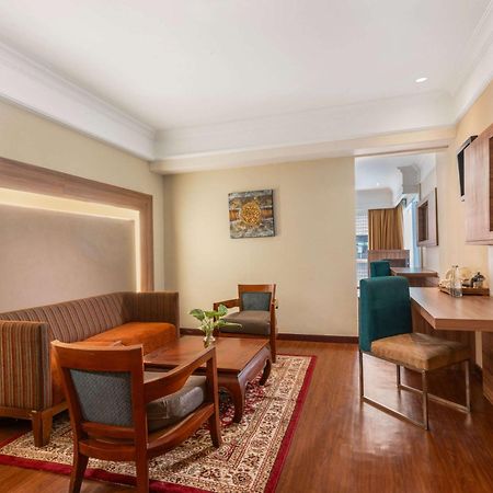 Novotel Semarang Luaran gambar