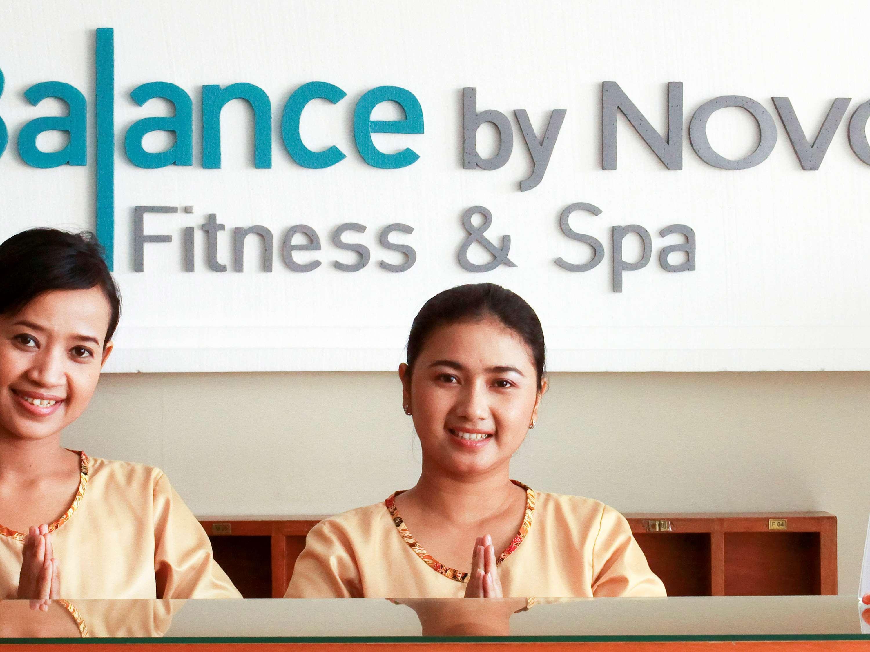Novotel Semarang Luaran gambar