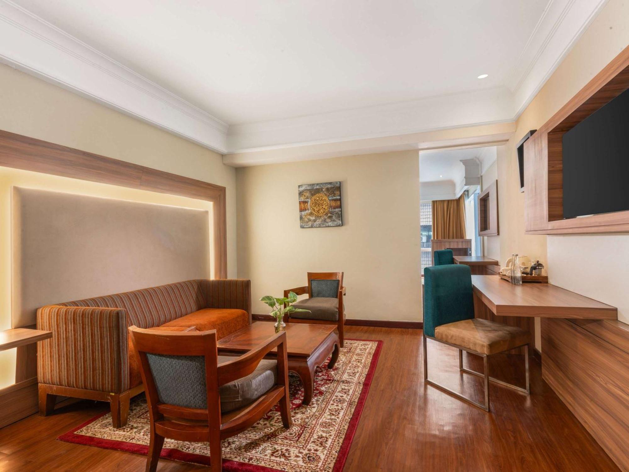 Novotel Semarang Luaran gambar