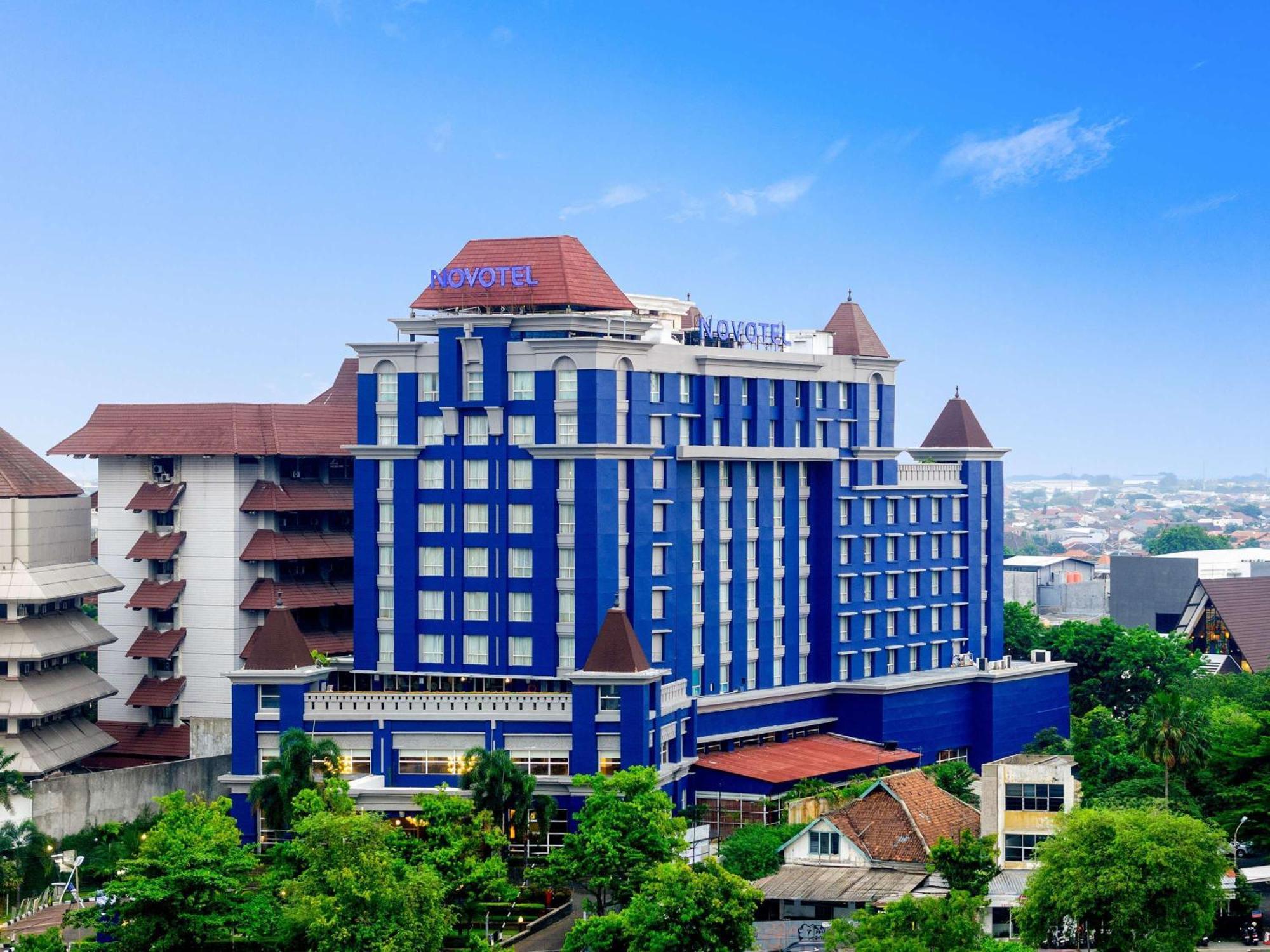 Novotel Semarang Luaran gambar