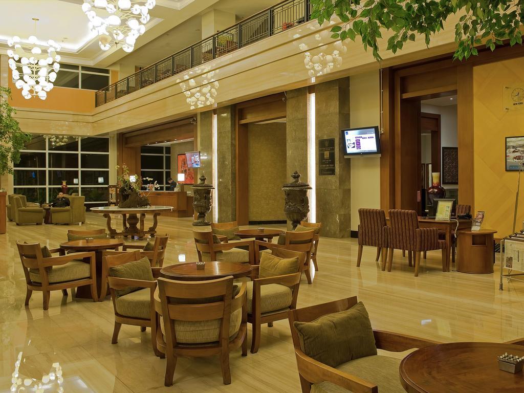 Novotel Semarang Dalaman gambar