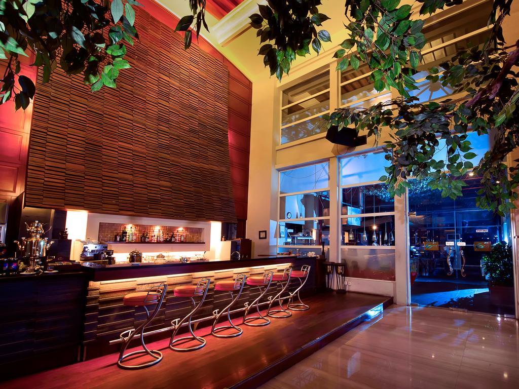 Novotel Semarang Luaran gambar