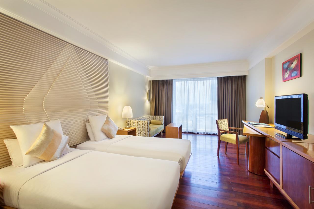 Novotel Semarang Luaran gambar